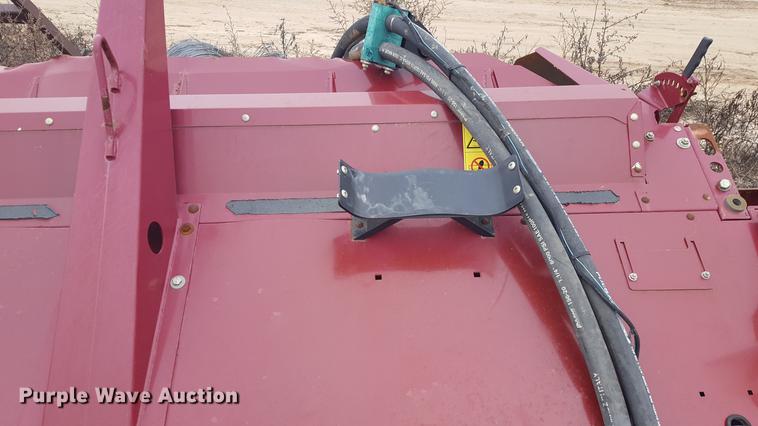 image for item EN9659 2013 MacDon swather head