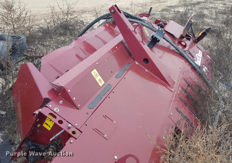 image for item EN9659 2013 MacDon swather head