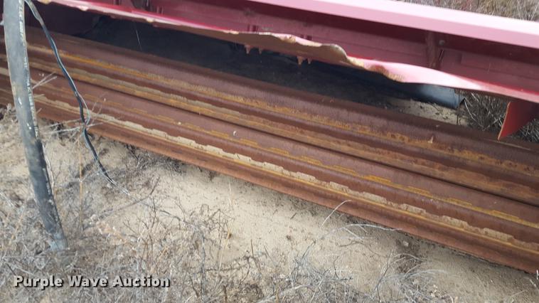 image for item EN9659 2013 MacDon swather head