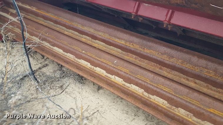 image for item EN9659 2013 MacDon swather head