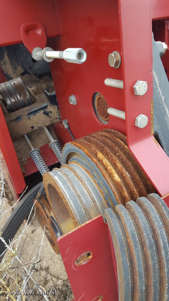 image for item EN9659 2013 MacDon swather head