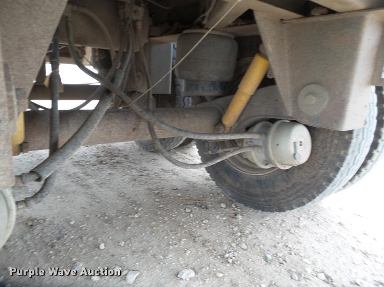 image for item EN9660 2007 Aeroswint silage trailer