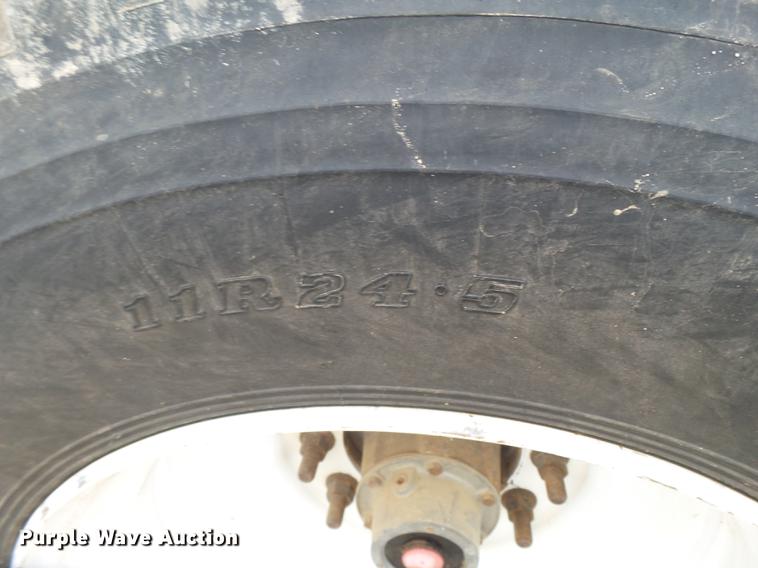 image for item EN9660 2007 Aeroswint silage trailer