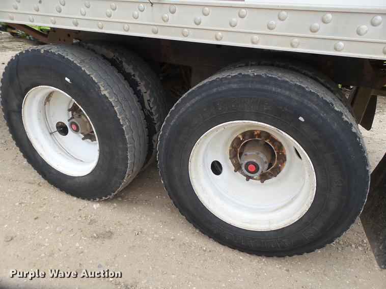 image for item EN9660 2007 Aeroswint silage trailer