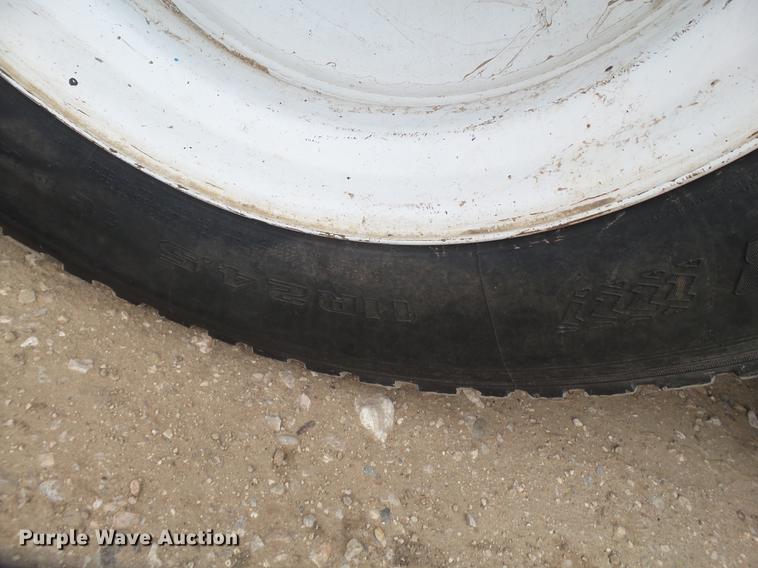 image for item EN9660 2007 Aeroswint silage trailer