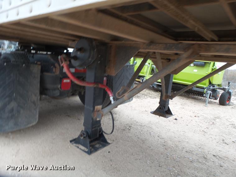 image for item EN9660 2007 Aeroswint silage trailer