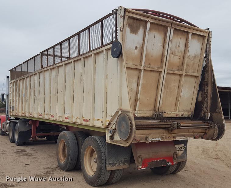 image for item EN9661 2007 Yellow X Trailers silage trailer