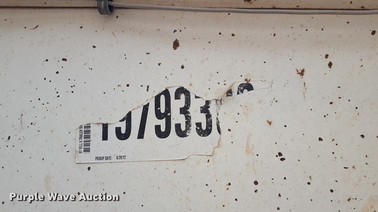 image for item EN9661 2007 Yellow X Trailers silage trailer