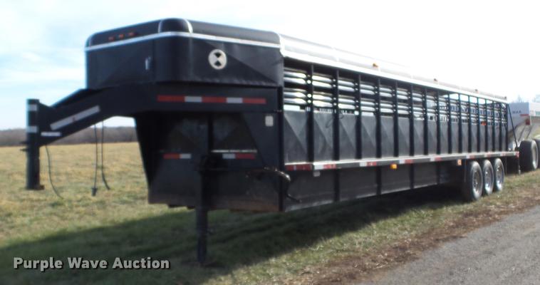 image for item EW9791 1998 Coose livestock trailer