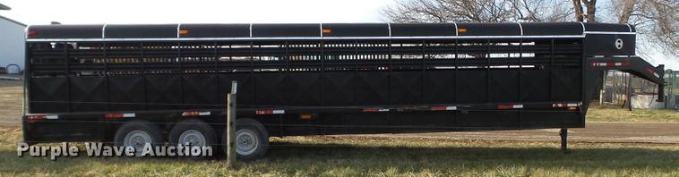 image for item EW9791 1998 Coose livestock trailer