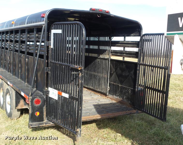 image for item EW9791 1998 Coose livestock trailer