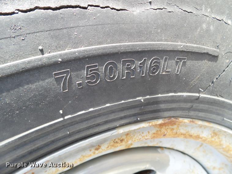 image for item EW9791 1998 Coose livestock trailer