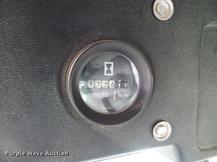 image for item EW9801 1983 Steiger Bearcat III ST225 4WD tractor