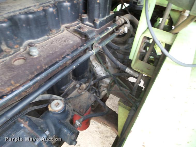 image for item EW9801 1983 Steiger Bearcat III ST225 4WD tractor