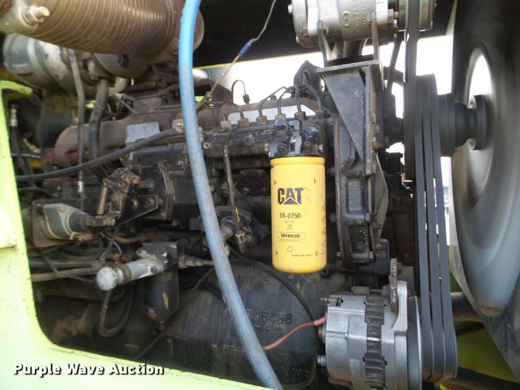 image for item EW9801 1983 Steiger Bearcat III ST225 4WD tractor