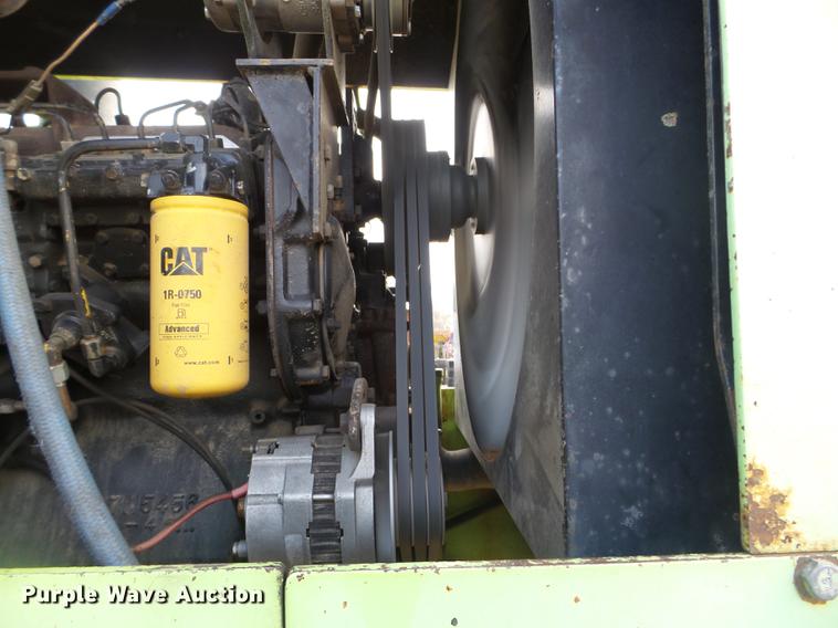 image for item EW9801 1983 Steiger Bearcat III ST225 4WD tractor