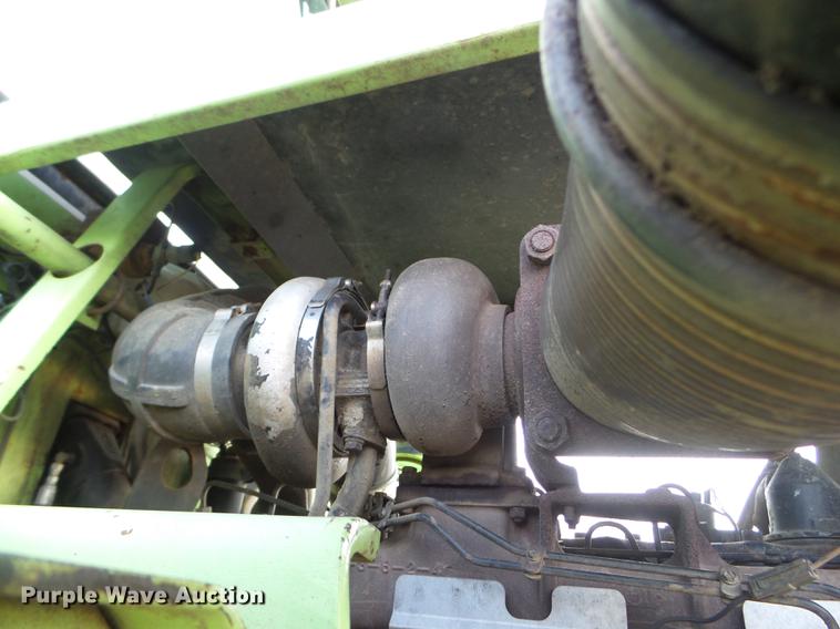 image for item EW9801 1983 Steiger Bearcat III ST225 4WD tractor