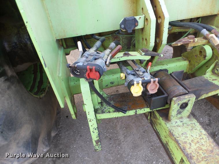 image for item EW9801 1983 Steiger Bearcat III ST225 4WD tractor