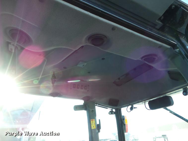 image for item EW9820 2013 Massey-Ferguson 1759 MFWD tractor