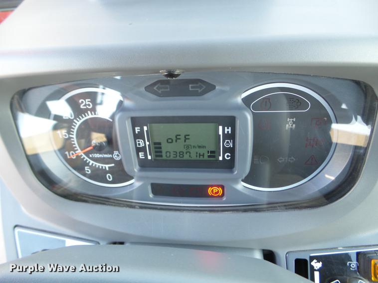 image for item EW9820 2013 Massey-Ferguson 1759 MFWD tractor