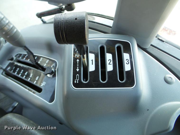 image for item EW9820 2013 Massey-Ferguson 1759 MFWD tractor