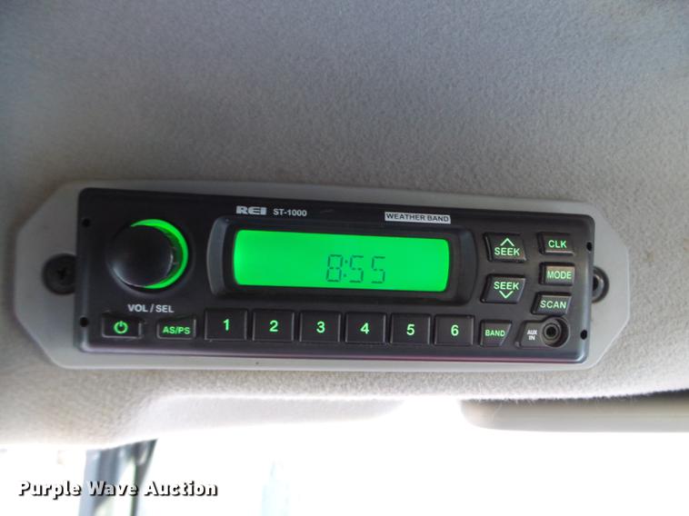 image for item EW9820 2013 Massey-Ferguson 1759 MFWD tractor