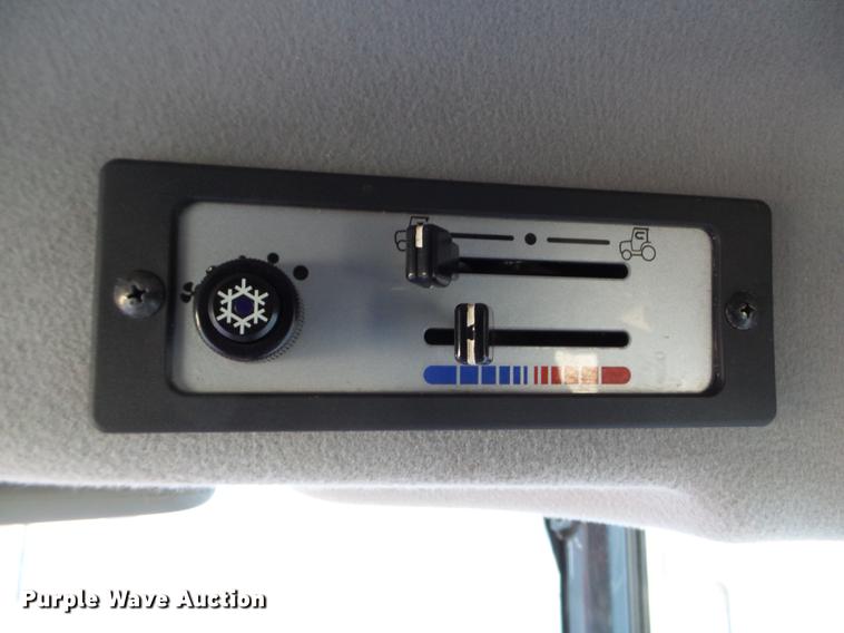 image for item EW9820 2013 Massey-Ferguson 1759 MFWD tractor