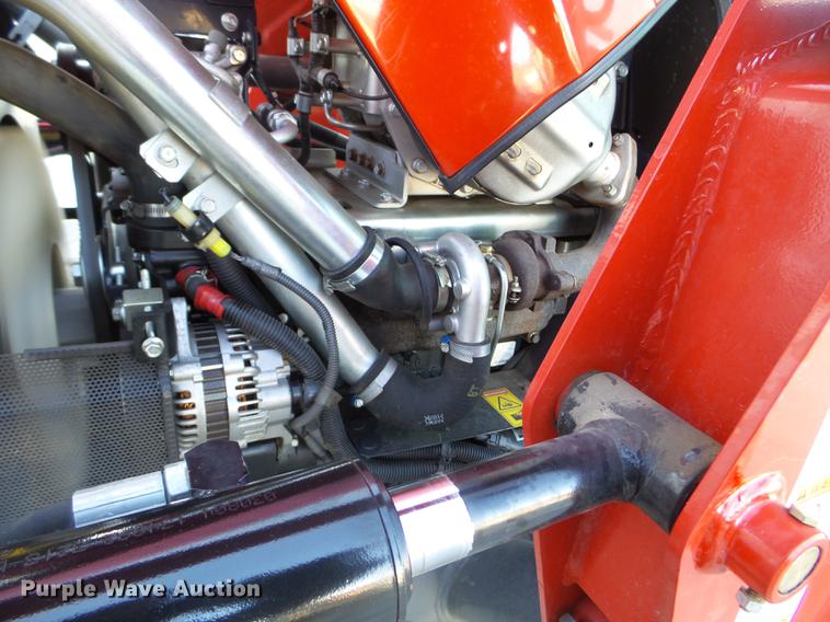 image for item EW9820 2013 Massey-Ferguson 1759 MFWD tractor