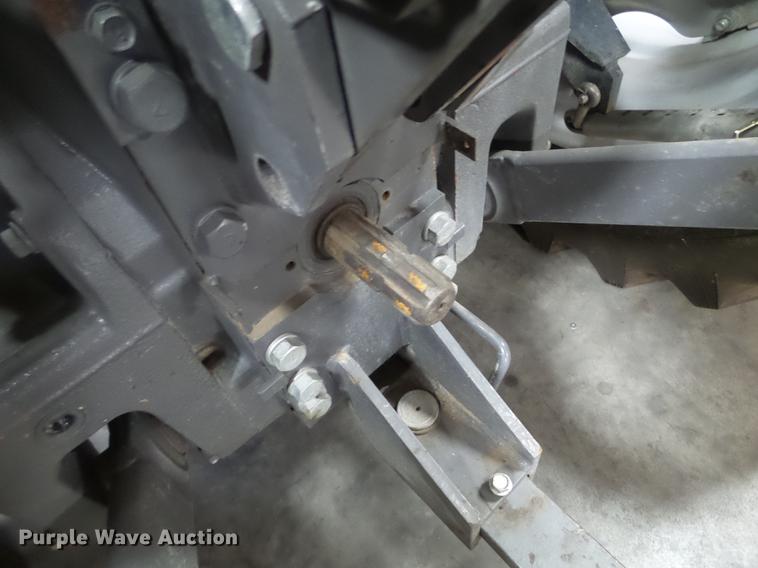 image for item EW9820 2013 Massey-Ferguson 1759 MFWD tractor