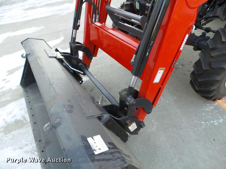 image for item EW9820 2013 Massey-Ferguson 1759 MFWD tractor