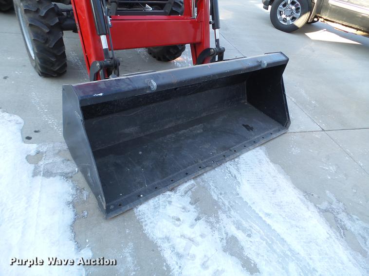 image for item EW9820 2013 Massey-Ferguson 1759 MFWD tractor