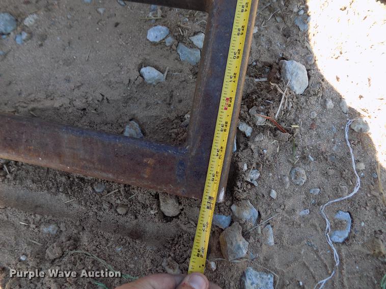 image for item FE9266 Chuck Henry sprayer cradle