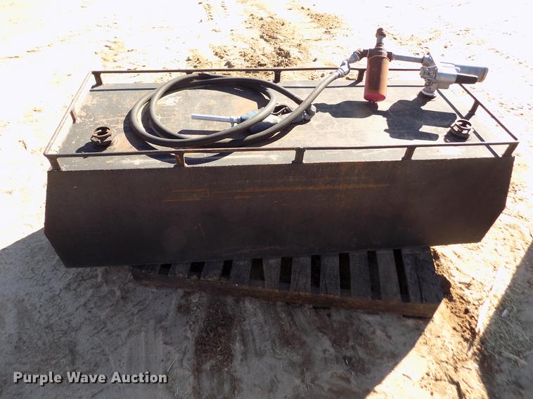 image for item FE9267 (2) fuel tanks