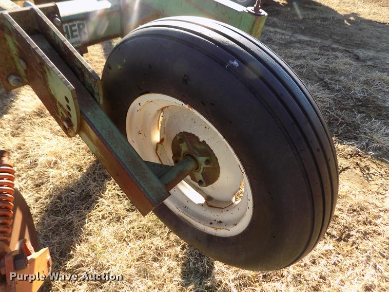 image for item FE9270 BC Sub-Mulcher in-line ripper