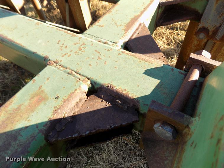 image for item FE9270 BC Sub-Mulcher in-line ripper