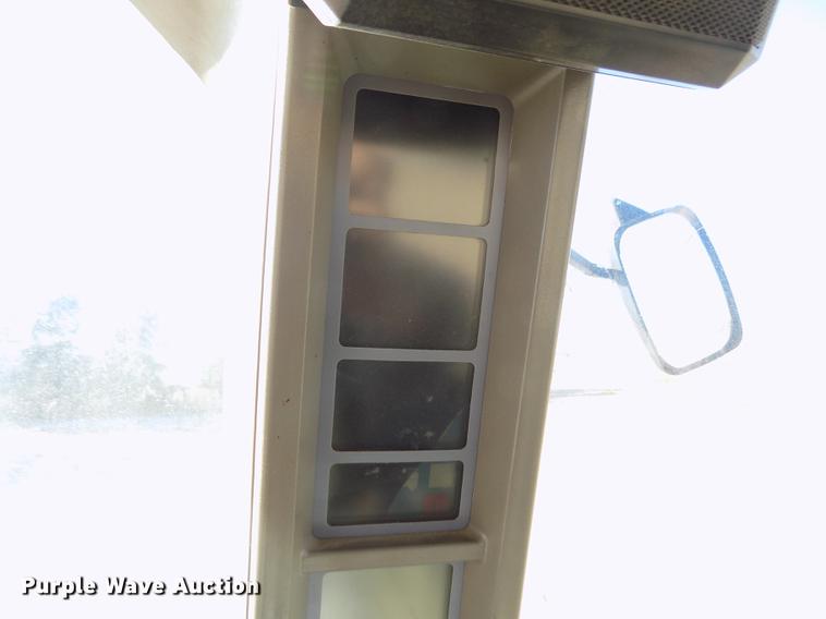 image for item FE9271 2001 Case IH MX270 Magnum MFWD tractor