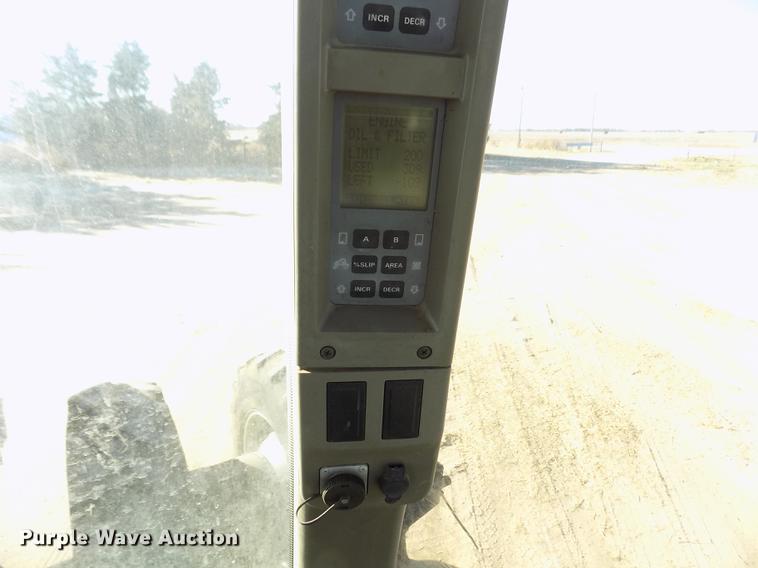 image for item FE9271 2001 Case IH MX270 Magnum MFWD tractor