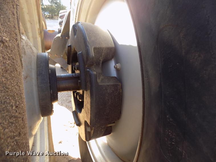 image for item FE9271 2001 Case IH MX270 Magnum MFWD tractor