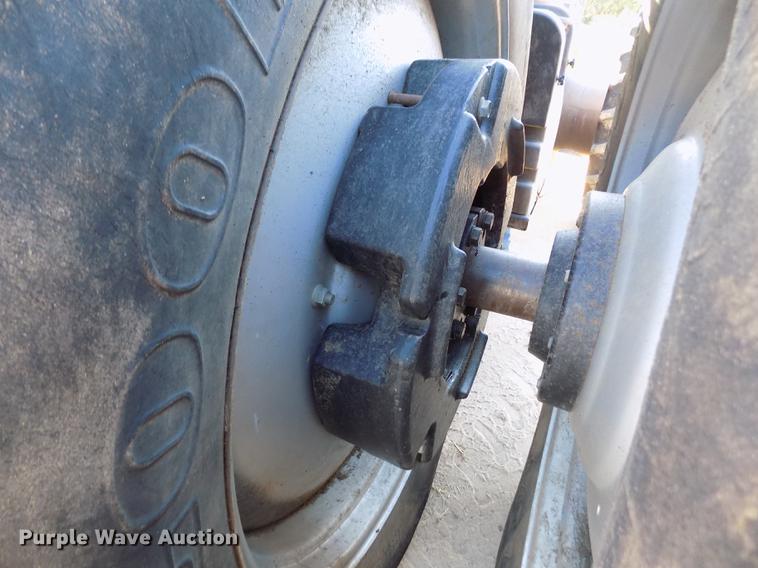 image for item FE9271 2001 Case IH MX270 Magnum MFWD tractor