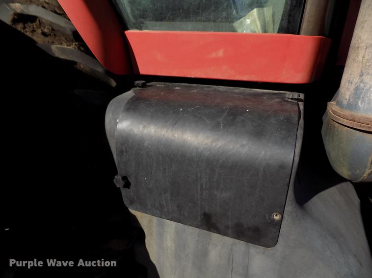 image for item FE9271 2001 Case IH MX270 Magnum MFWD tractor