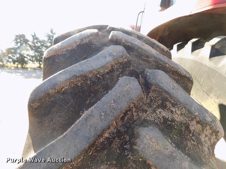 image for item FE9271 2001 Case IH MX270 Magnum MFWD tractor