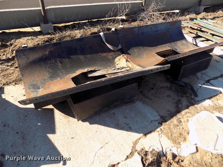 image for item FE9273 (4) Agri-Products saddle tanks