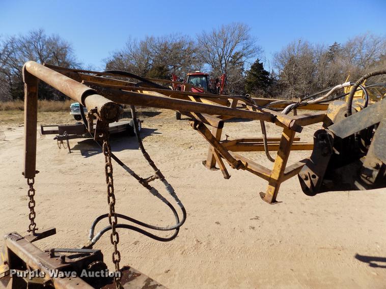 image for item FE9276 (2) feed bunk sweeps