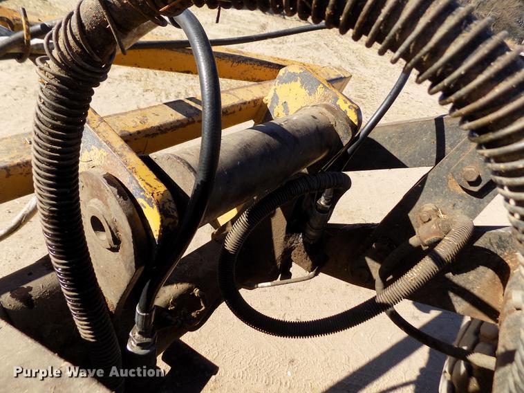 image for item FE9276 (2) feed bunk sweeps