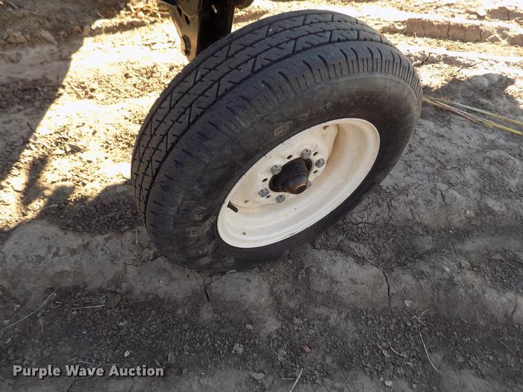 image for item FE9277 2013 MacDon FD75D draper flex head