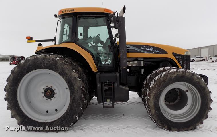 image for item FE9278 2004 Challenger MT655B MFWD tractor