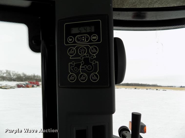 image for item FE9278 2004 Challenger MT655B MFWD tractor