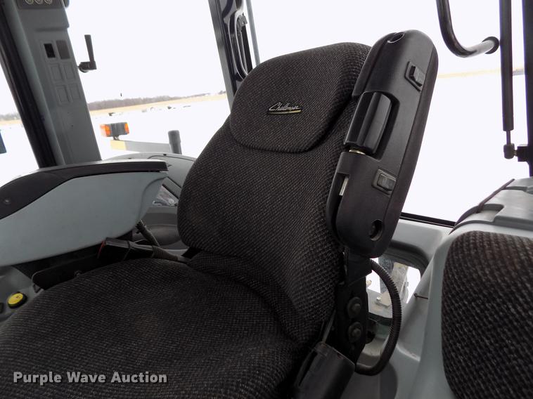 image for item FE9278 2004 Challenger MT655B MFWD tractor