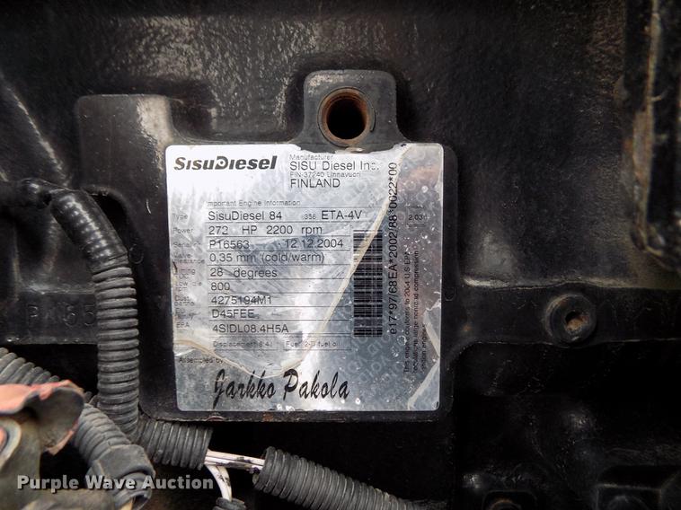 image for item FE9278 2004 Challenger MT655B MFWD tractor