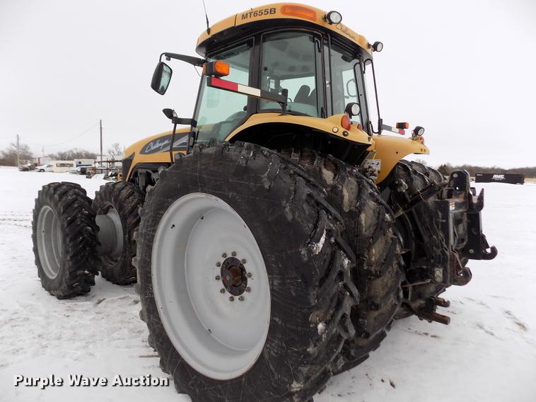 image for item FE9278 2004 Challenger MT655B MFWD tractor